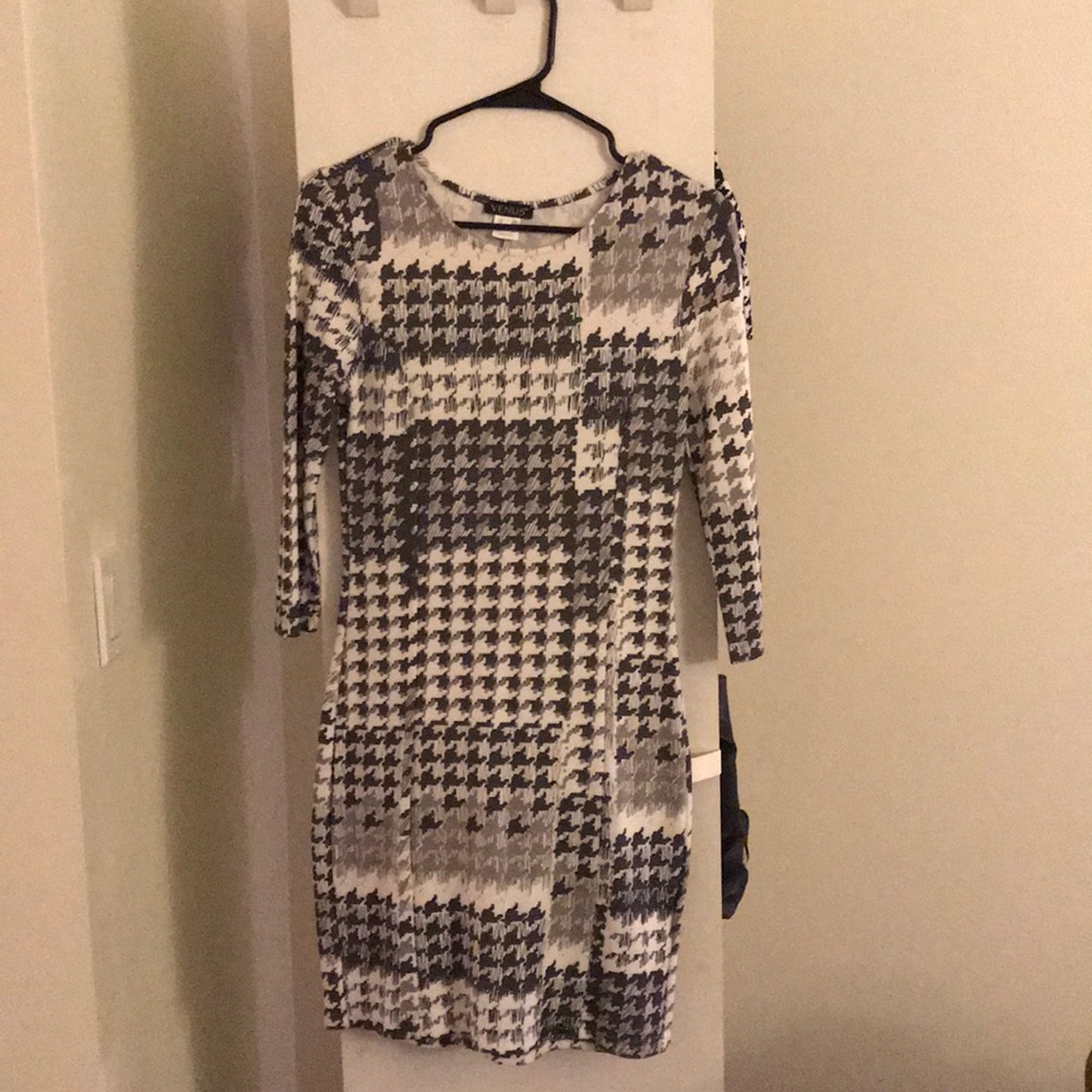 Super cute black and white dress from Venus